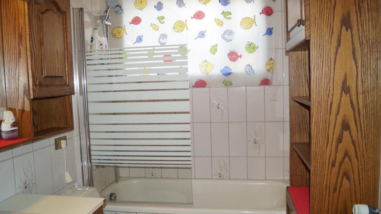 Twin Room With Shared Bathroom Njarthvik Exterior photo